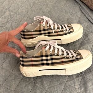 Like New Burberry Sneakers- Jack Check Low Top